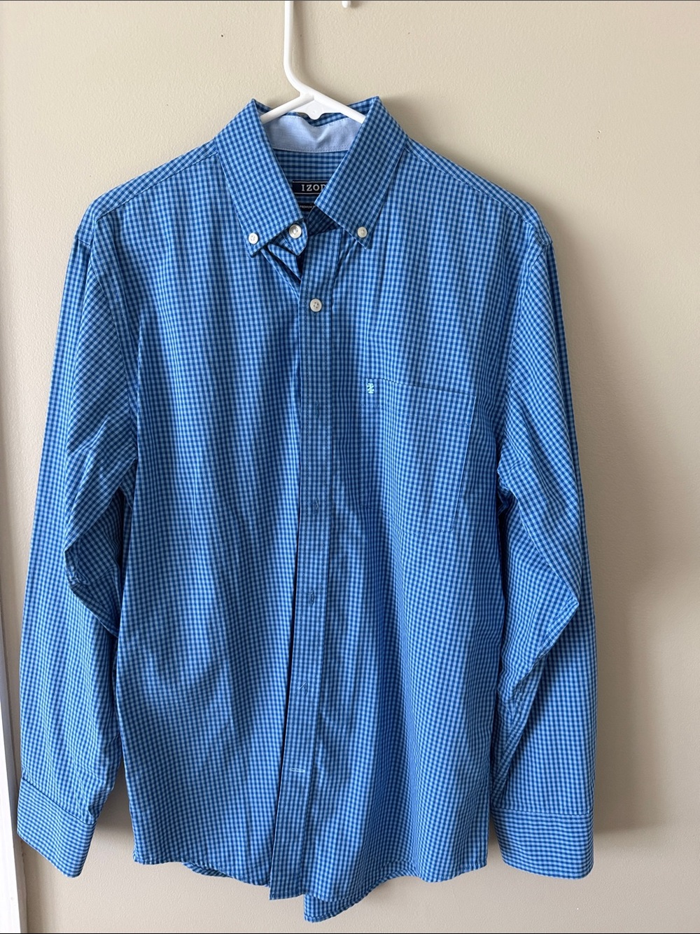 Izod Men's Blue Gingham Button-Down Shirt